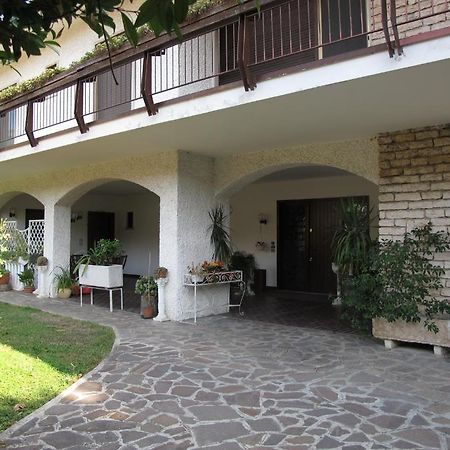 B&B Villa Filotea & Apartment Desenzano del Garda Exterior foto